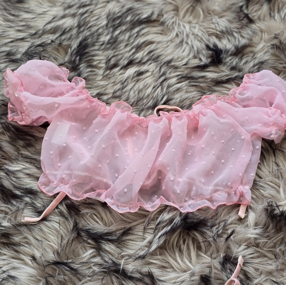Baby Pink Amazon Crop top w tied panty set - Picture 2 of 5